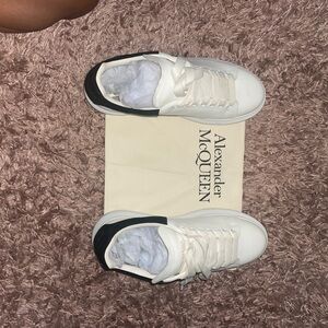 Alexander McQueen Cream and Black Men's Sneakers